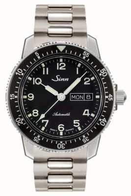 Sinn 104 ST SA une montre pilote classique bracelet en acier à deux maillons 104.011 TWO LINK BRACELET